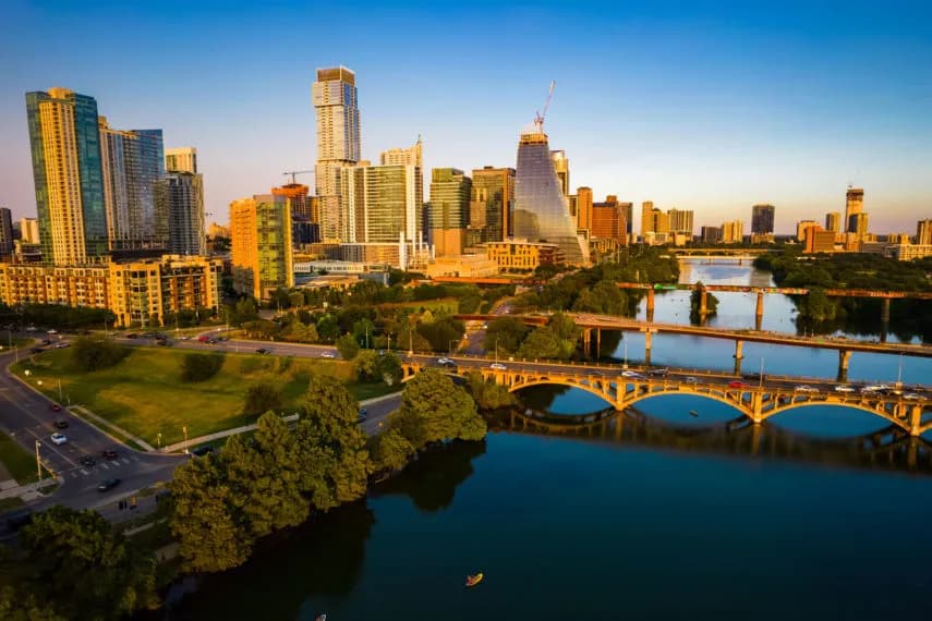 skyline-river-austin-texas-ATXTHINGS0122-e1647265763729.jpg [training import]